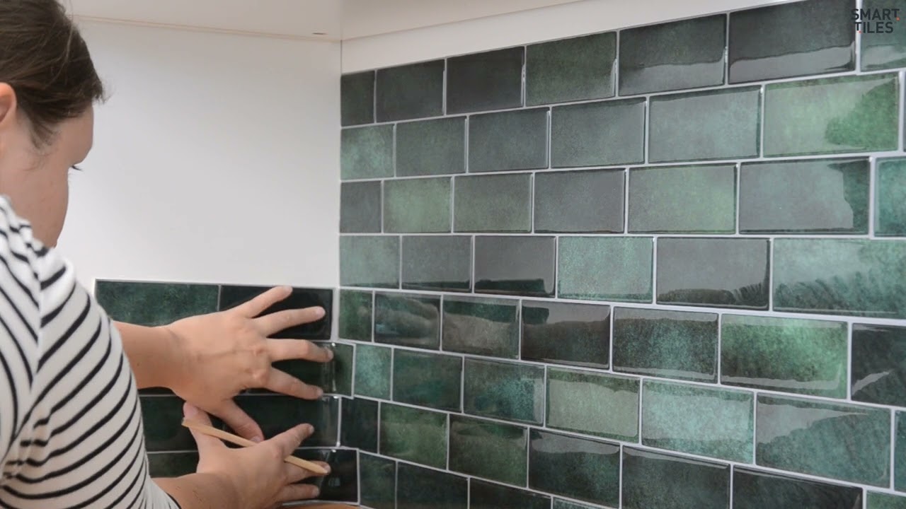 How to Install Smart Tiles on a Wall with Concave Corner 