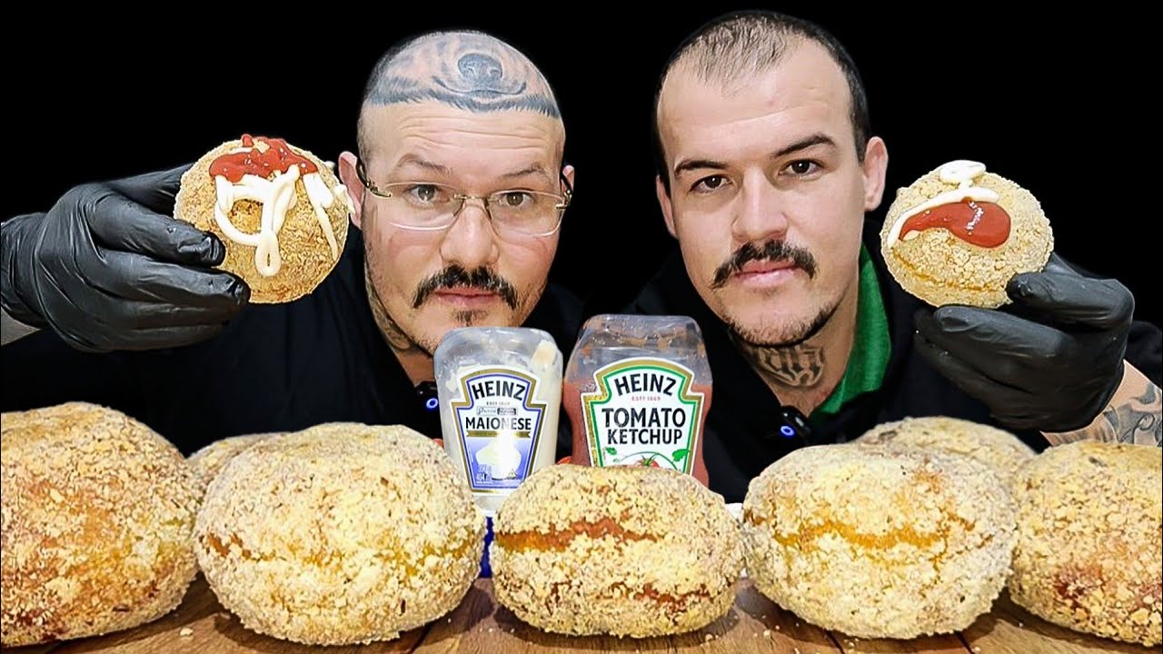 #625 COMENDO A FAMOSA COXINHA REDONDA (MARAVILHA DE FRANGO COM CATUPIRY) Mateus ASMR.