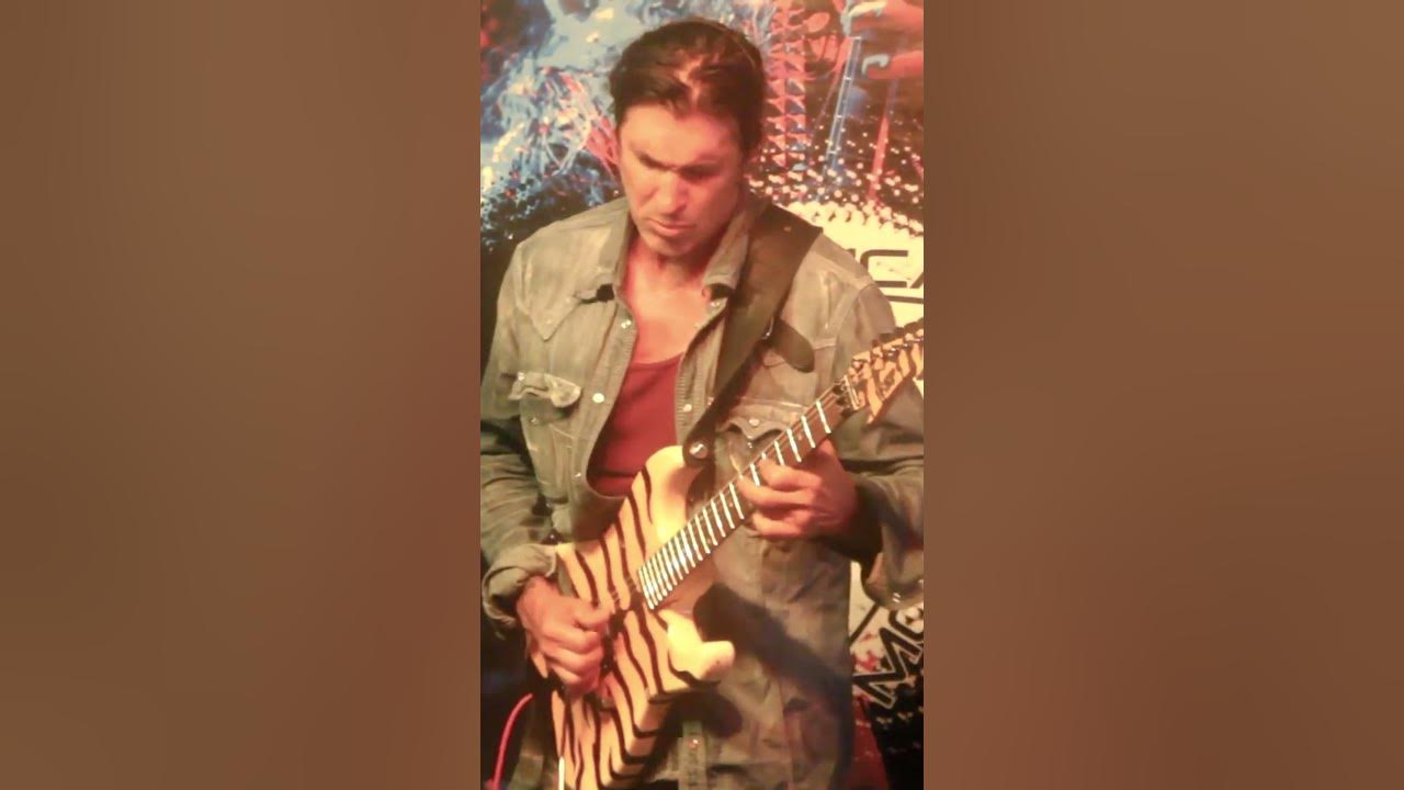 George Lynch Plays “Slow Drag” Like It’s His Last Solo Ever 😮🔥#shorts # #georgelynch