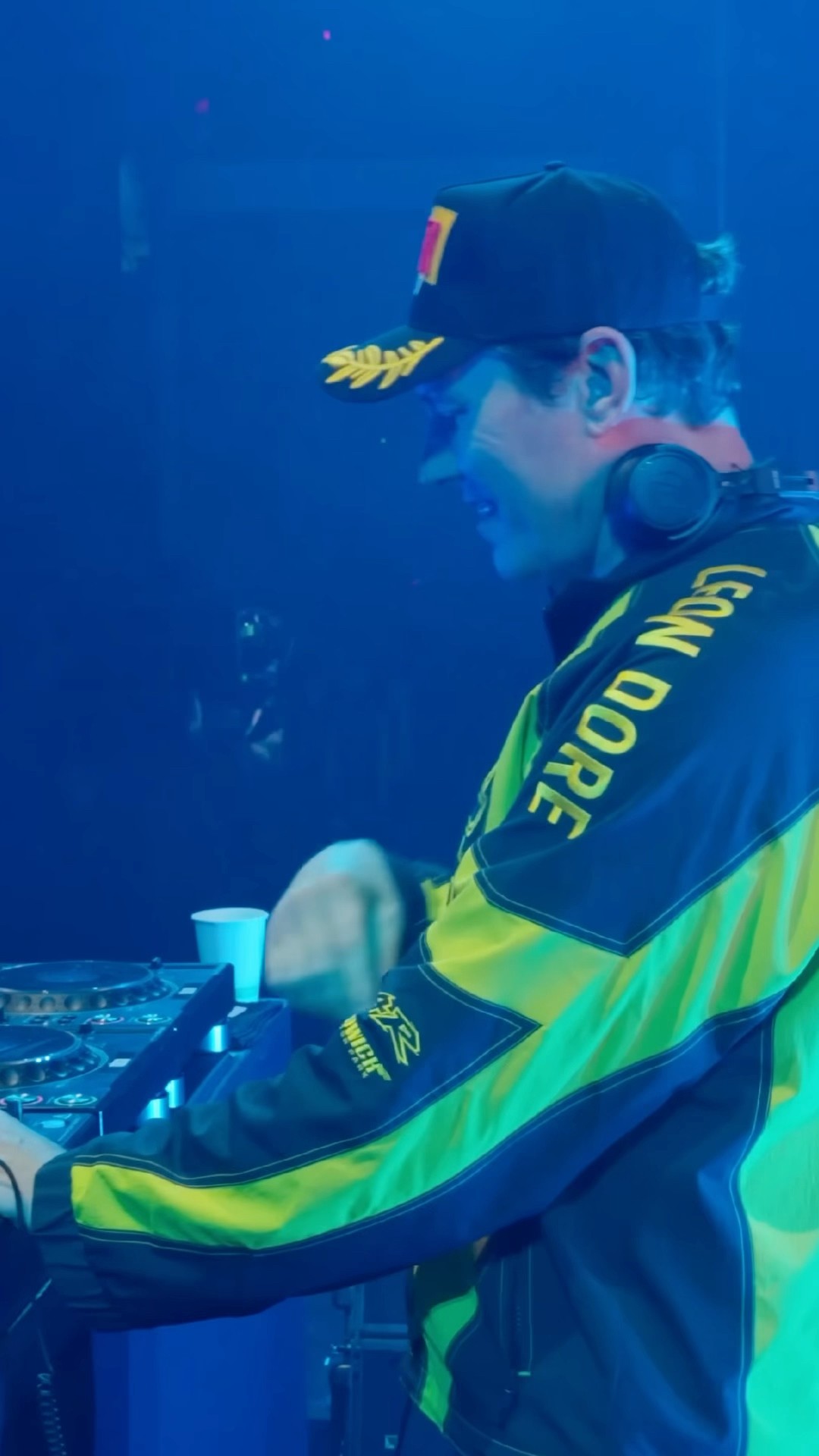 Everything is gonna be alright with ​⁠@tiesto  playing ''Mockingbird'' ?️#mockingbird #shorts