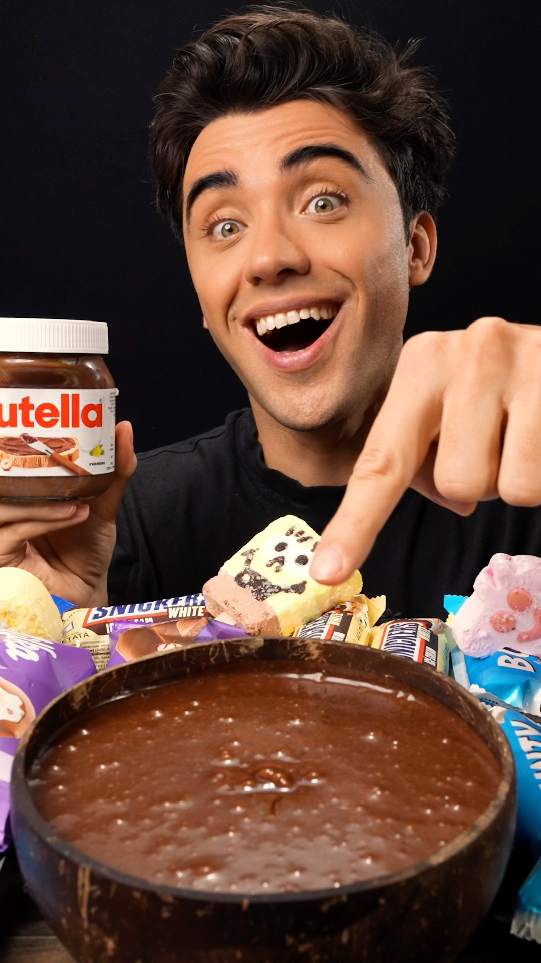 Nutella Hot Chocolate Ice Cream Dipping !