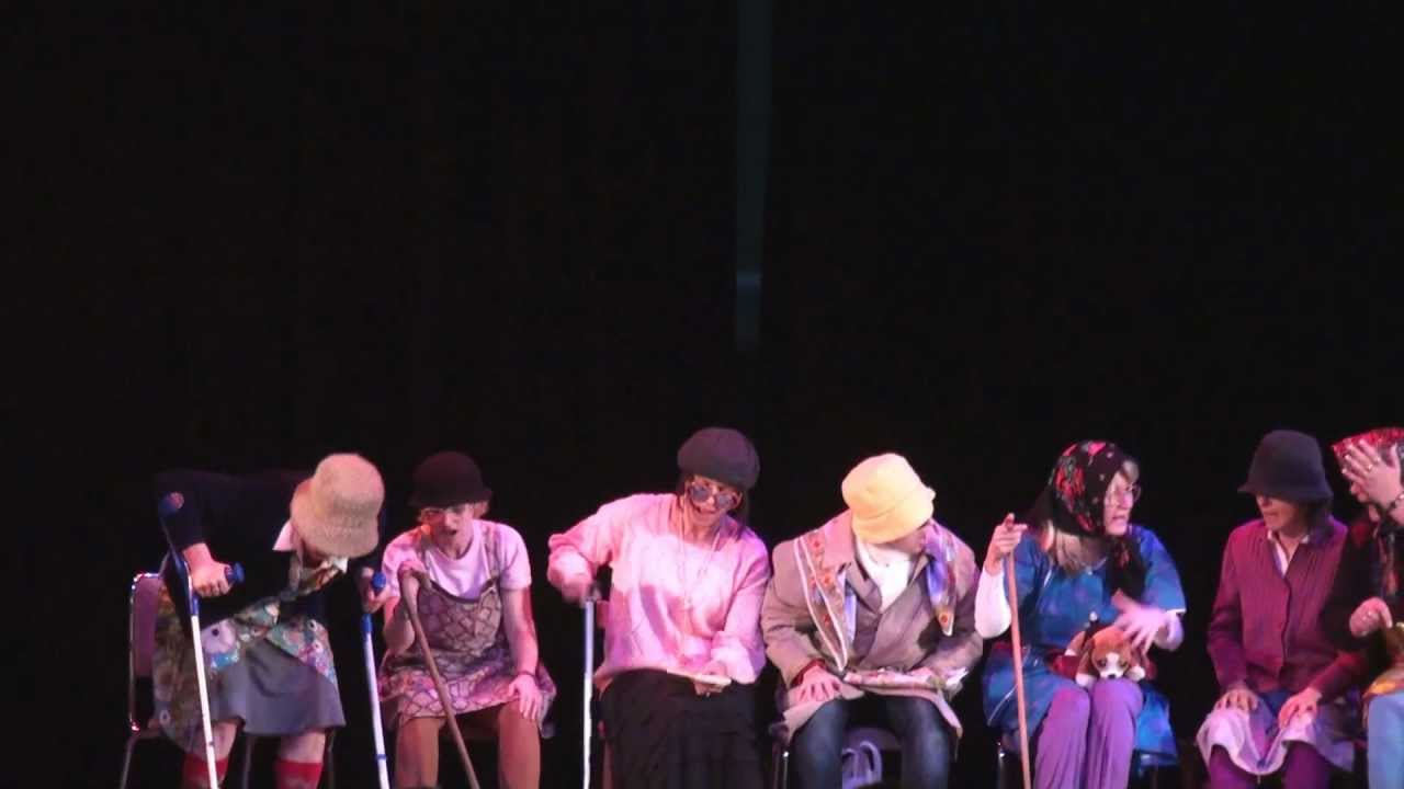 Vánoční akademie - vystoupení učitelů - 21. 12. 2012