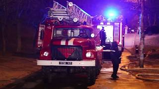 В Киеве на Виноградаре горела многоэтажка: двое погибших, четверо пострадавших