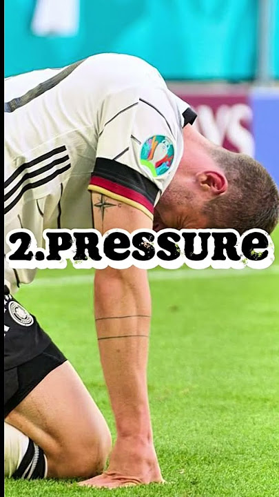 Why do players fail in penalty shootouts? #football #psychology