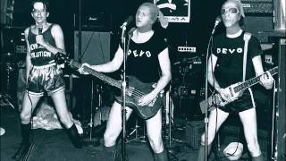 Devo &quot;Gut Feeling/Sloppy (I Saw My Baby Gettin&#39;)&quot;