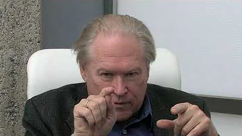 Why John Dvorak Doesn't Like the iPhone