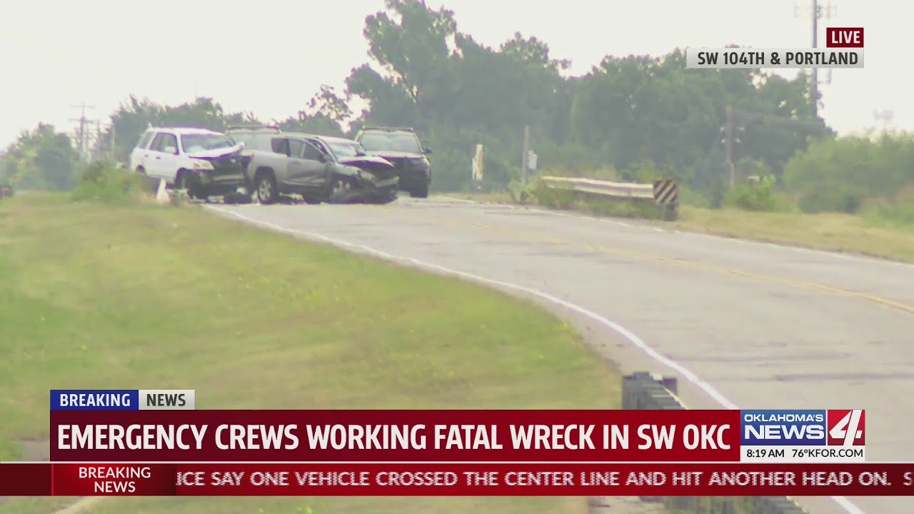 Emergency crews respond to fatal wreck in SW Oklahoma City - YouTube