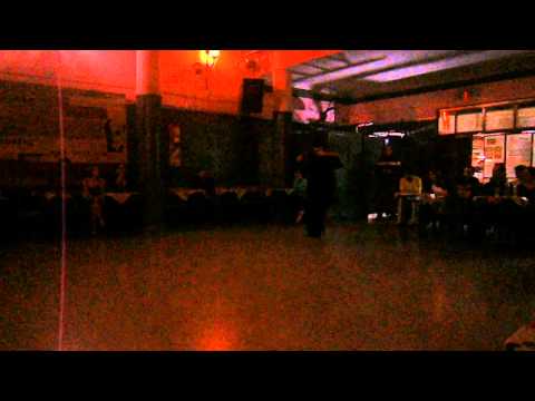 Damian Rosenthal y Vanessa Fatauros en El Motivo Tango, 14/4/14