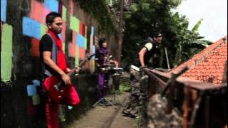 Qiu9 - Siang Malam