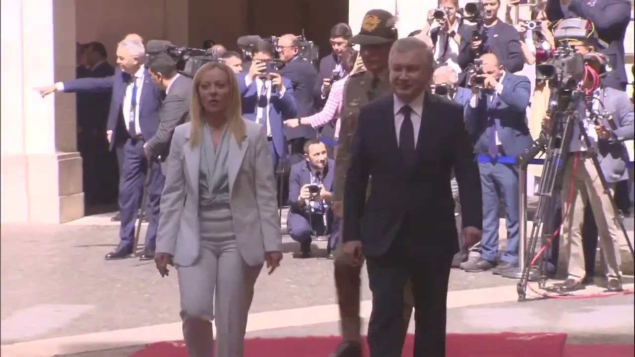 Incontro con il Presidente dell’Uzbekistan Shavkat Mirziyoyev, a Palazzo Chigi.