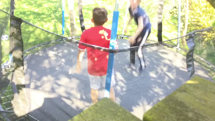 Trampolin. Ft Michael toback