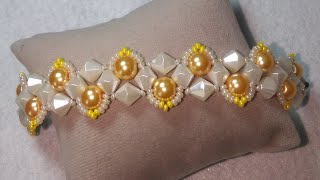 Easy stylish bracelet / Стильный и лёгкий браслет из жемчуга и бисера / Kolay ve şık bileklik /