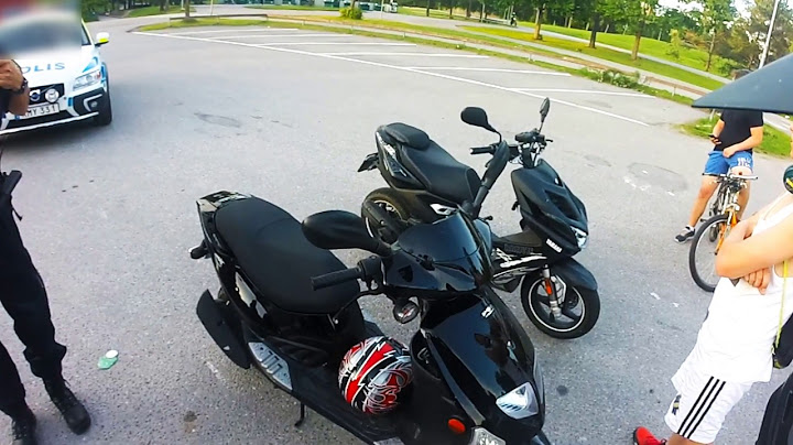 MOTORCYCLE POLICE mistakes 125 for a moped - KTM 125 EXC