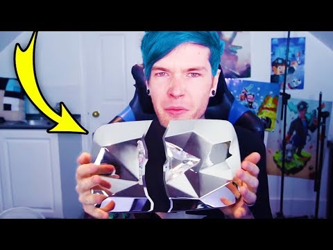 5-youtubers-that-accidentally-broke-stuff-in-videos!-(dantdm,-markiplier,-pewdiepie,-guava-juice)