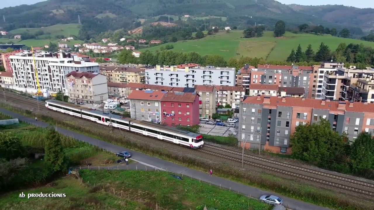 TRENES DE CERCANÍAS RENFE (HD).