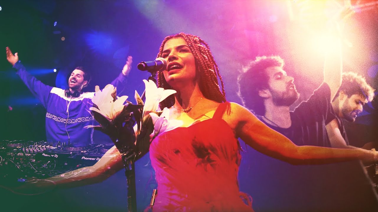 Vanessa Da Mata Felguk Cat Dealers