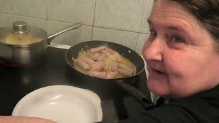 Spuds & Sausages