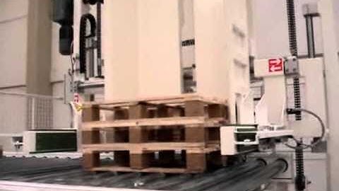 Pallet magazine for different pallet sizes