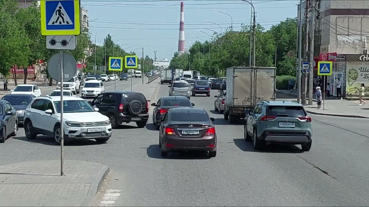 АСТРАХАНЬ ИЗ ОКНА ФУРЫ. ЗАГРУЗИЛИ ТРУБАМИ НА МУРМАНСК