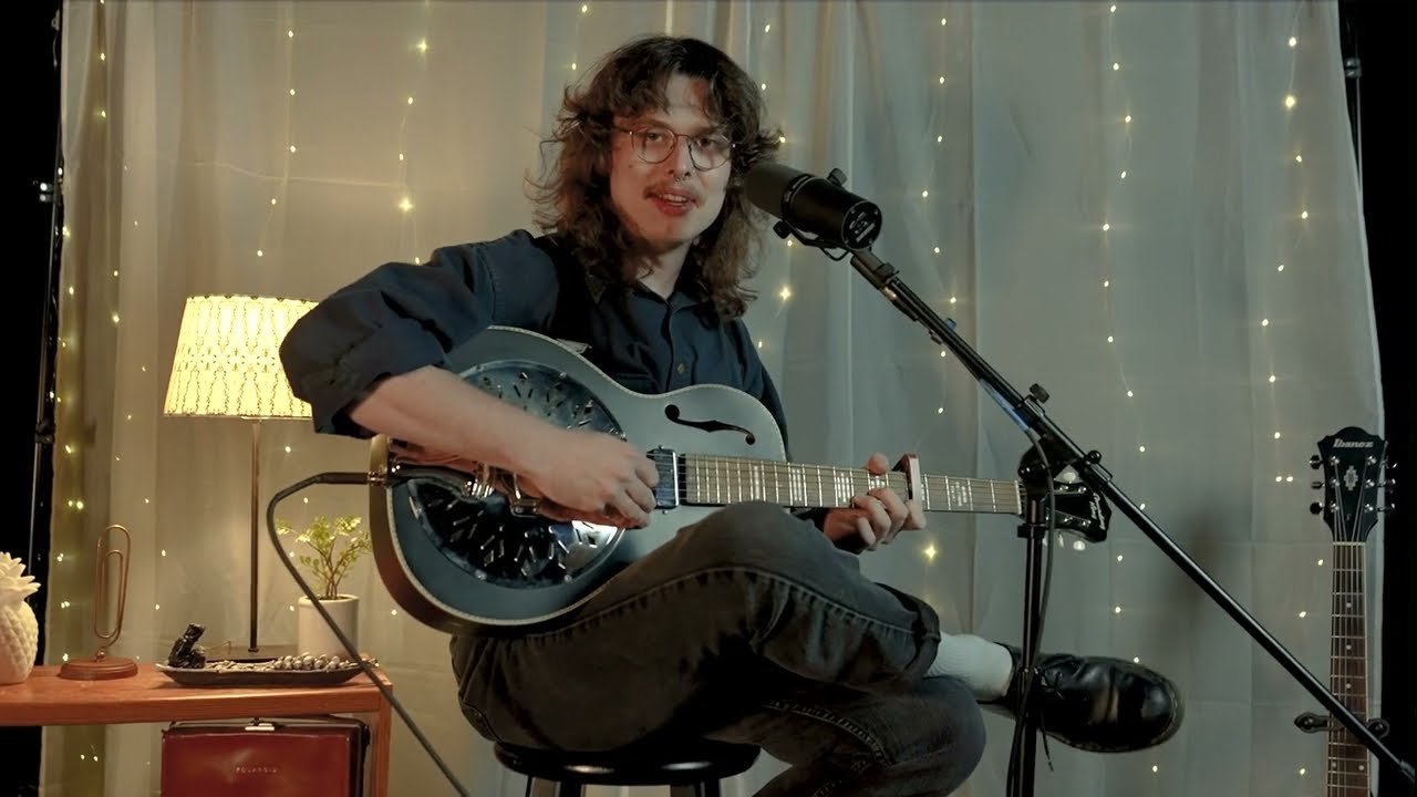 Joshua Quimby- Gears (Backyard Session presented by Peach and Co. Productions)