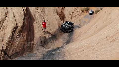 Raw Footage of the 2021 Ford bronco 2dr and 4dr on Hells Gate in Moab Utah