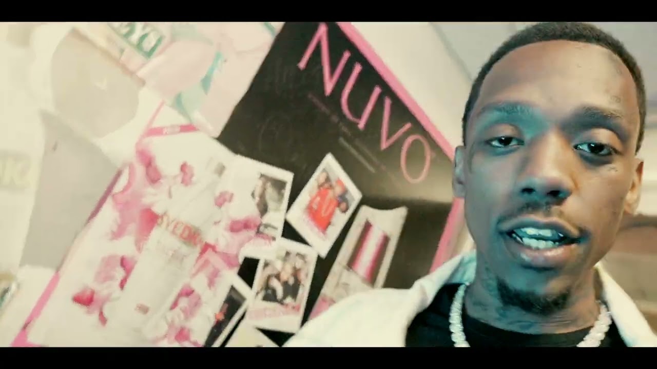 President Davo - Built Different auf YouTube ansehen President Davo - Built Different auf YouTube ansehen