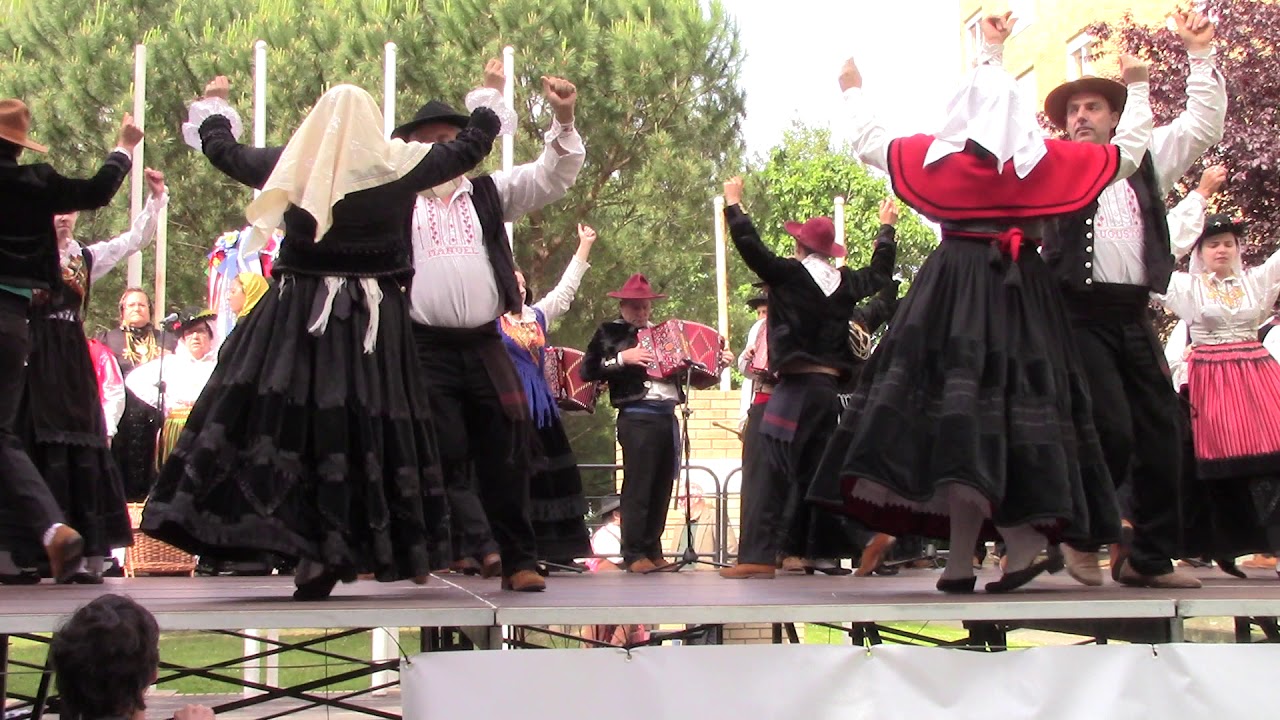 GRUPO FOLCLORICO DE S .MARIA DE AVELEDA  --BRAGA