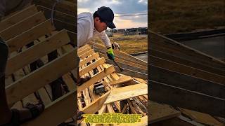 Manual Roof Framing Installation | Traditional Wooden Roof Construction Technique.