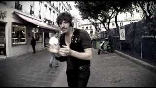 Video thumbnail of "Adanowsky - J'aime tes genoux - Official Video"
