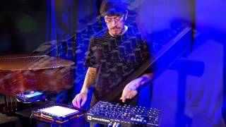 Novation Peak Synthesizer Part 2: Modulation, Effects & More Novation Peak Synthesizer Part 2: Modulation, Effects & More