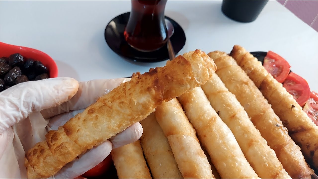 فطور صباحي يومي بورك بالجبن من دون عجن وتعب من اكلات ايناس
