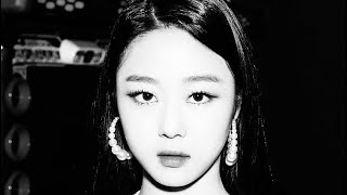 Chaerin Cherry Bullet Lines