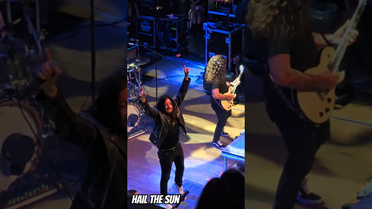 Hail The Sun sing "Tunnel Vision Alibi" @Hou,TX 6.2.25 