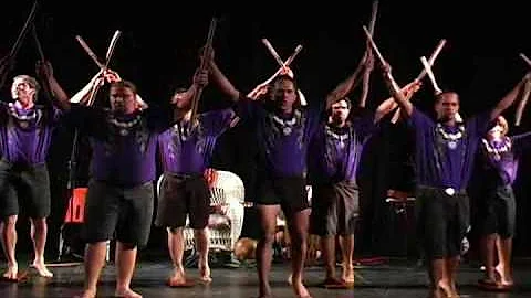 Rae Fonseca Halau Hula O Kahikilaulani Kane (men) ...