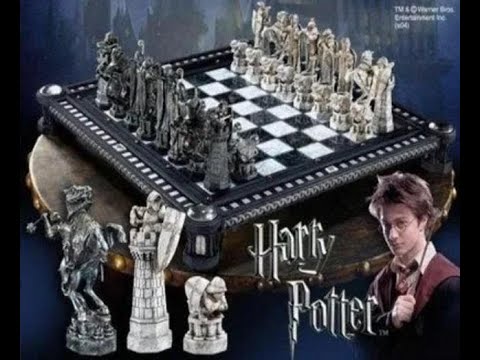 Cavalo Negro Xadrez De Harry Potter Filme Sobre O Chessboard Saint  Petersburg Rússia Junho De 2021 Imagem Editorial - Imagem de posto, bonito:  221295810