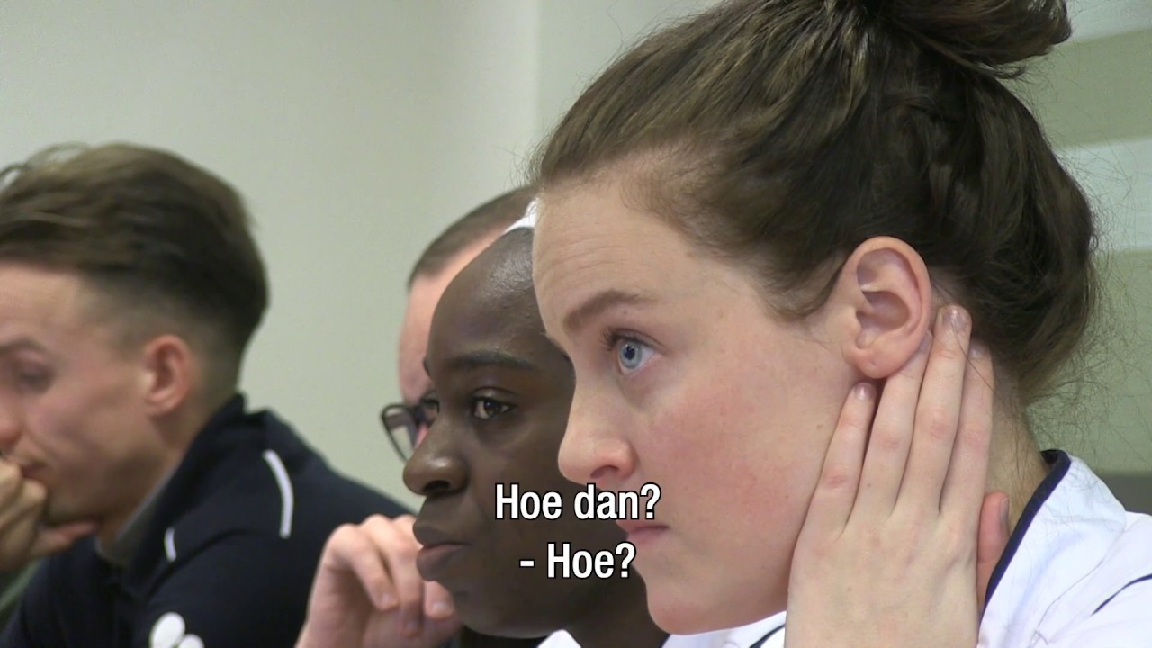 TE GOED VOOR VERPLEEGHUIS | DE PUBLIEKE TRIBUNE | AFL. 7 THUIS WONEN MET DEMENTIE: HOE LANG KAN HET?