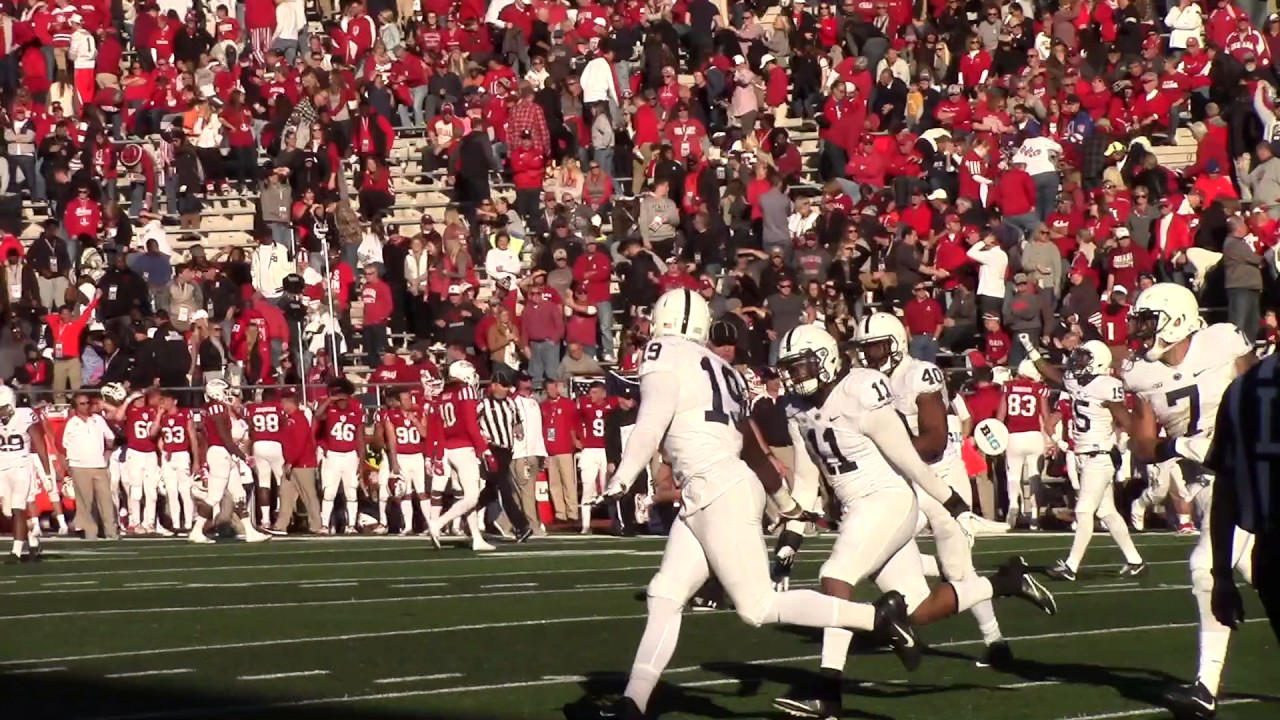 Torrence Brown scoop and score football score