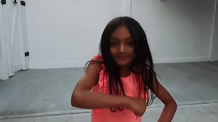 Waka Waka by Shakira dance by Riya George