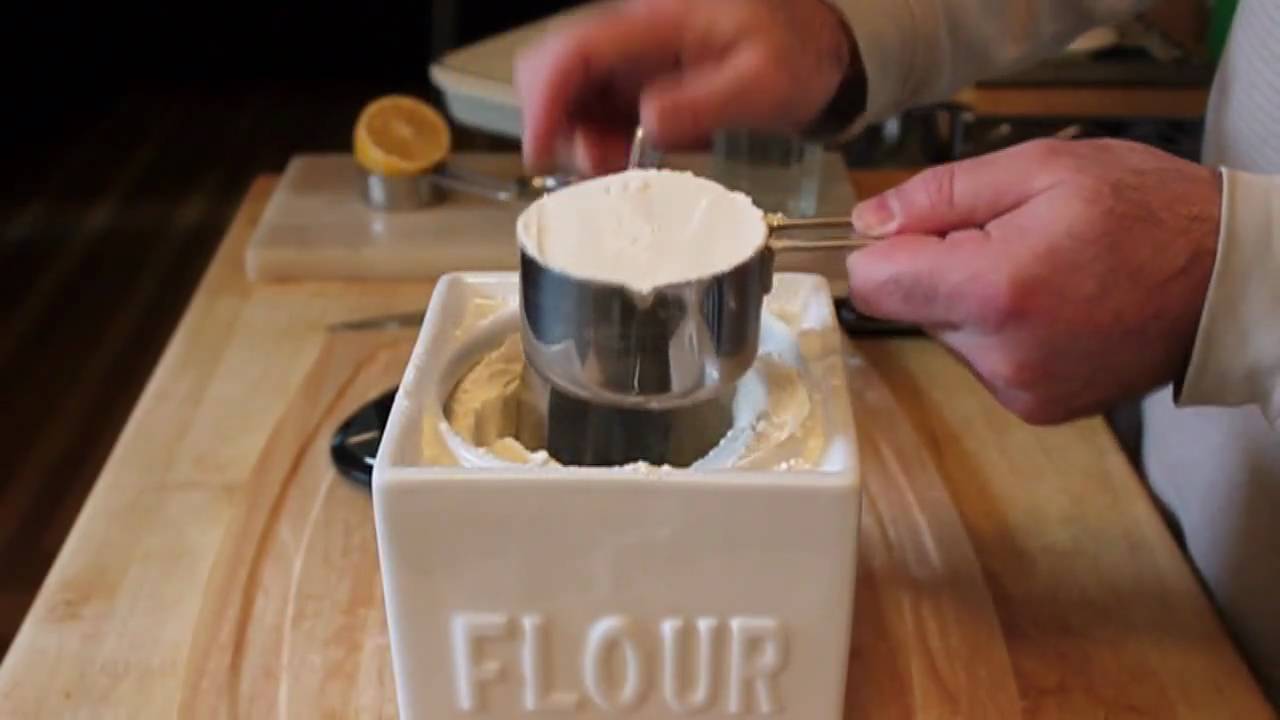 Food Wishes Recipes - How to Measure Flour - Using a Digital Scale for  Baking 