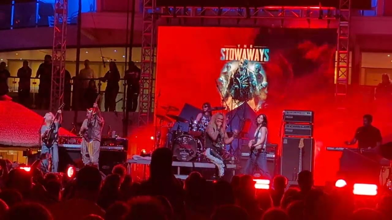 The Warning and Michael Starr of Steel Panther - Highway to Hell