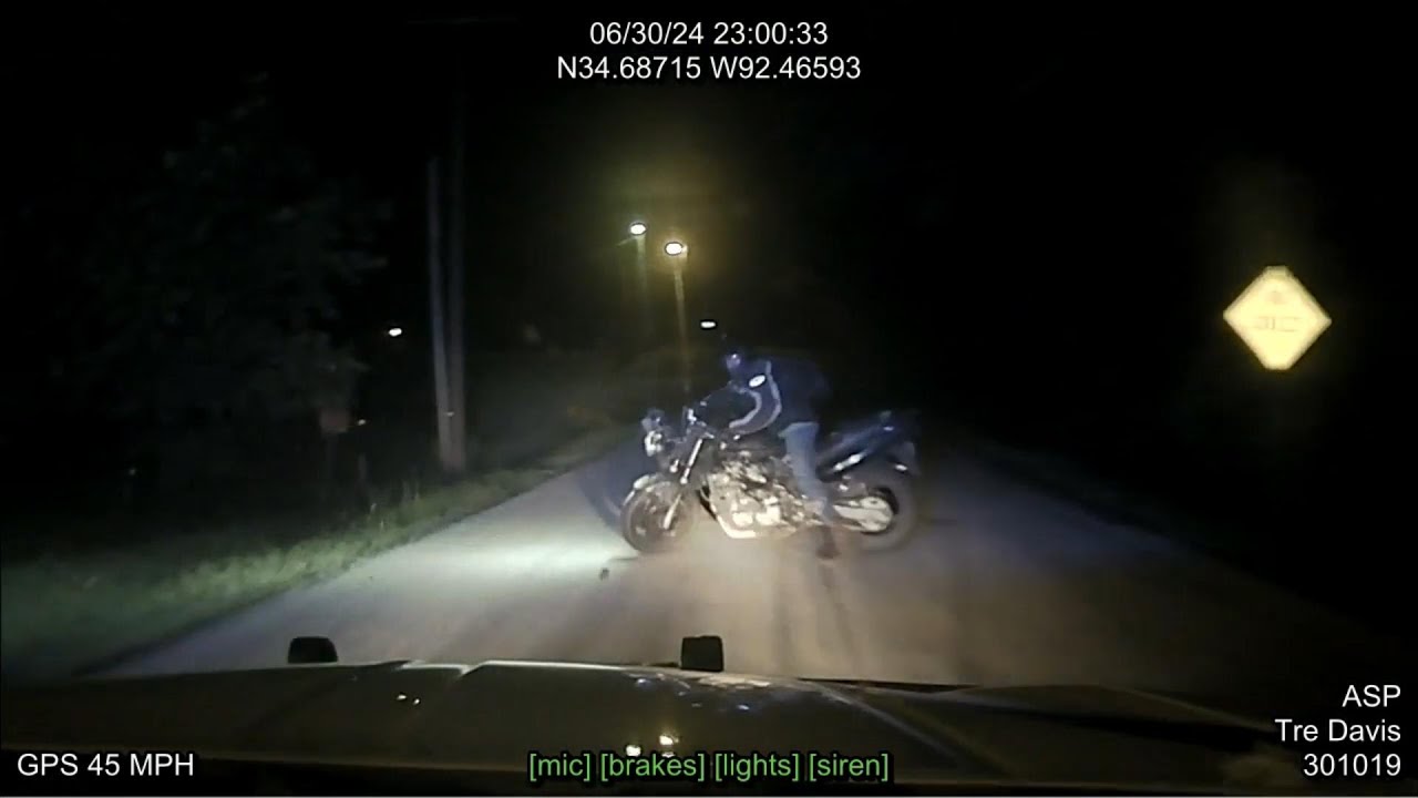 Trooper Tackles Biker with Car, High Speed Chase - YouTube