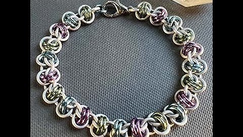 Barrel Weave Bracelet - a beginner Chainmaille Weave - closed inside rings