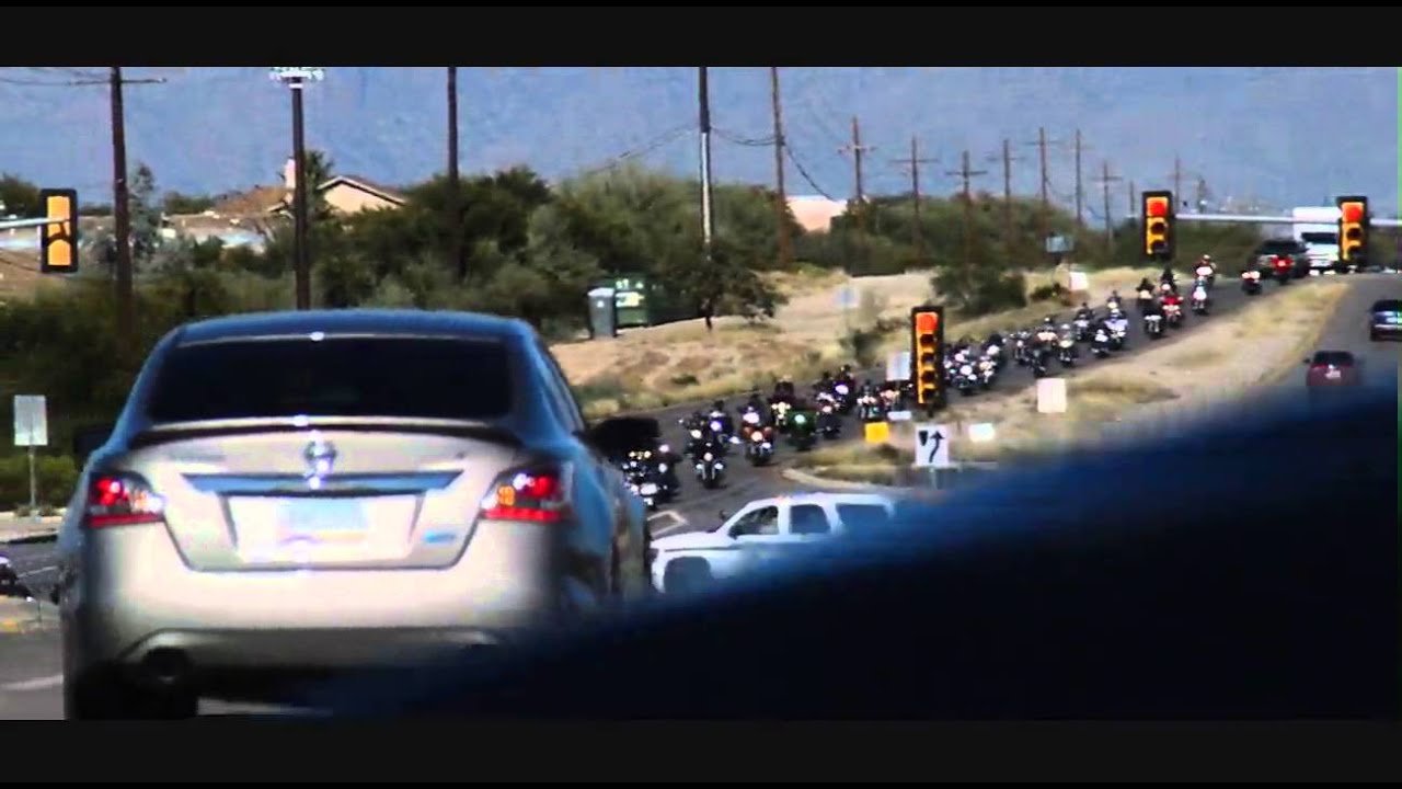 2015-12-13 34th annual Sun Riders MC toy parade - YouTube