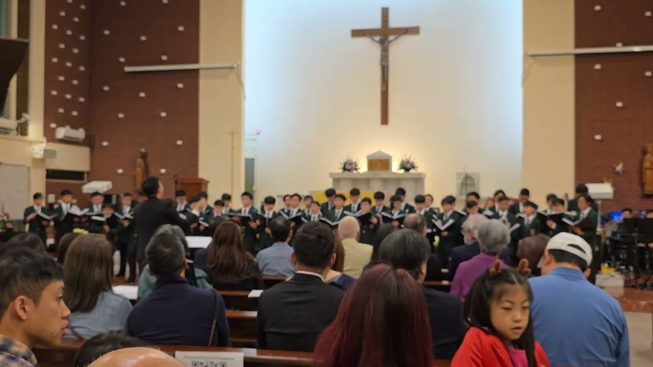 【OBMA Christmas Concert 2025】 Look at the World; Performed by WYK JC