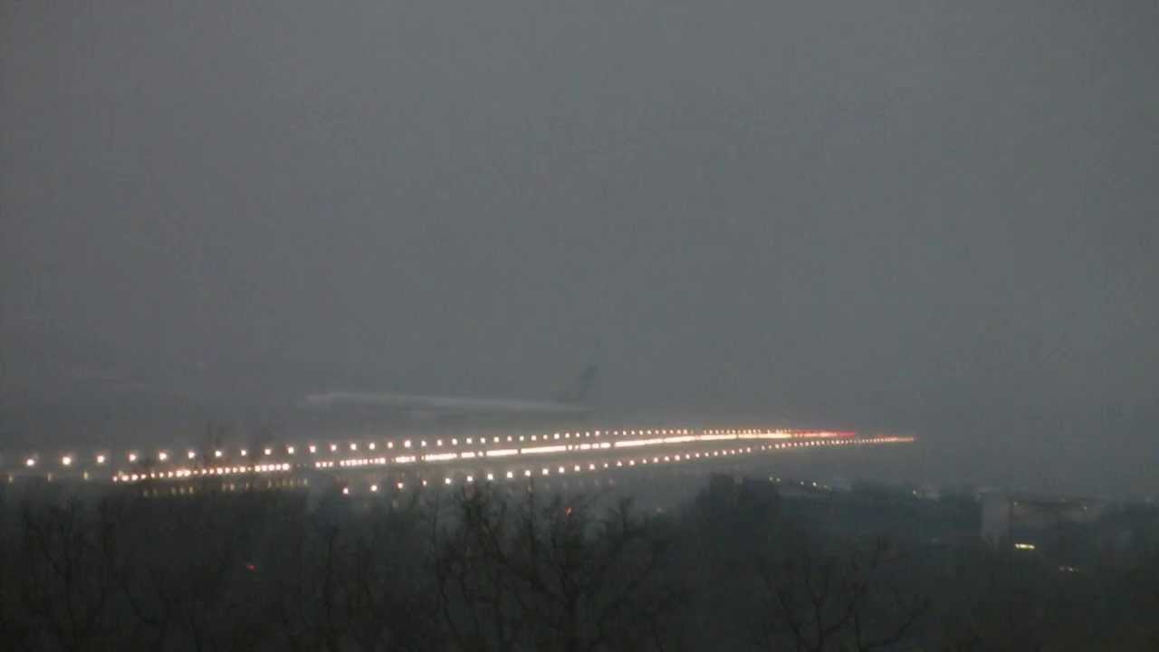 Air Traffic Control London Heathrow Airport Landing January airbus a220