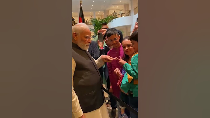 A joyous moment with a youngster in Berlin!