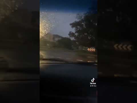 فكدك اشد غربه والغربه شكثر صعبه 