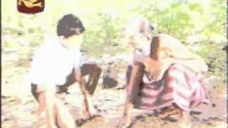 Miniatura del video "'Monawada Muththe Mokada Karanne' (මොනවද මුත්තේ මොකද කරන්නේ)"