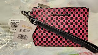 MICHAEL MICHAEL KORS Logo leather Coin Wristlet #michaelkors   sale link down below
