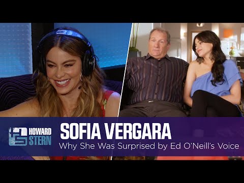 Sofía Vergara Was Surprised by Ed O’Neill’s Real Voice on “Modern Family” (2015)
